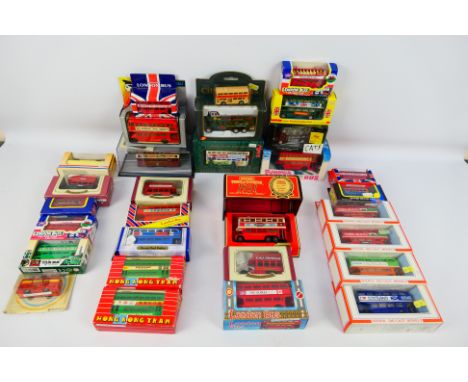 John Ayrey - Richmond Toys - Lone Star - Others - A mixed assortment of over 30 diecast busses trams and similar items in var