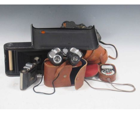 Collection of optical items to include Kodak camera no 3-a folding pocket camera, Zeiss Ikon camera, light meter, pair leathe
