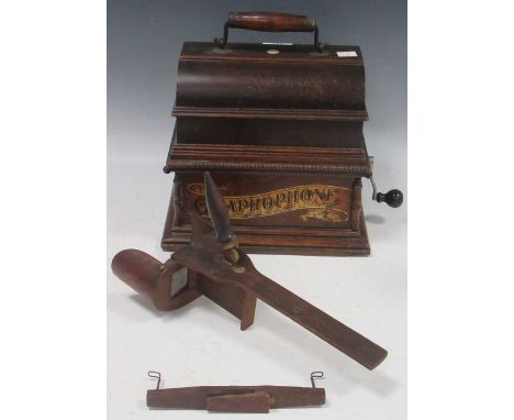 An oak cased Gramophone Phonograph in oak case with retailer's plaque for Douglas &amp; Co, London, together with a stereosco
