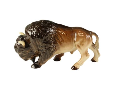 A Melba Ware bison, 25 cm x 8 cm x 14 cm