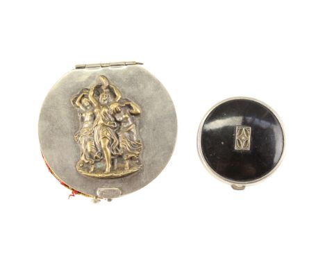 A late 19th / early 20th Century French collapsable coin purse, having an electroplate hinged lid with relief ornament in the