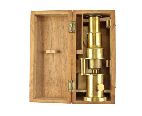 A Victorian student's brass drum microscope, in case with slides, microscope 15 cm 