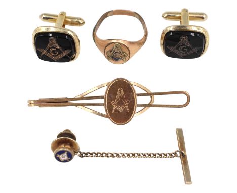 Masonic cufflinks, a tie stud, tie-clip and finger ring, 2nd half 20th Century