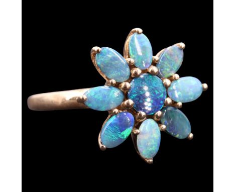 A boulder opal and 9 ct  gold flowerhead ring, 17 mm, S/T, 3.8 g