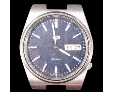 A vintage Seiko 5 automatic day-date wristwatch, having a blue face with luminous baton markers, conforming pencil hands and 