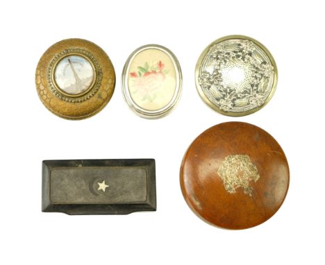 A group of pill, snuff and similar pocket boxes, including a Victorian horn snuff bearing an inlaid Ottoman / Islamic star-an