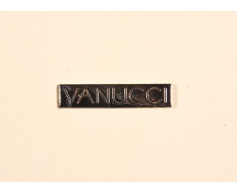 Ω Vanucci, four boxes and a coconut bowl, variously veneered in mother of pearl, brown shell, bone and black lacquer, silver 