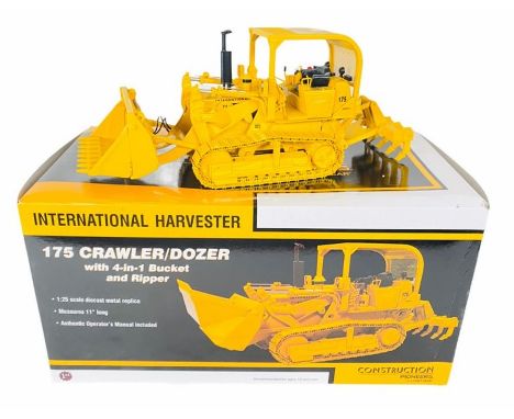 First Gear #40-0147 1/25 Scale 'International Harvester' 175 Crawler/Dozer with 4-in-1 Bucket &amp; Ripper Die Cast Model - B