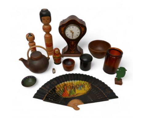A mixed group of collectables, including an amber glass apothecary jar, a small enamel bowl, a mahogany mantle clock, a set o