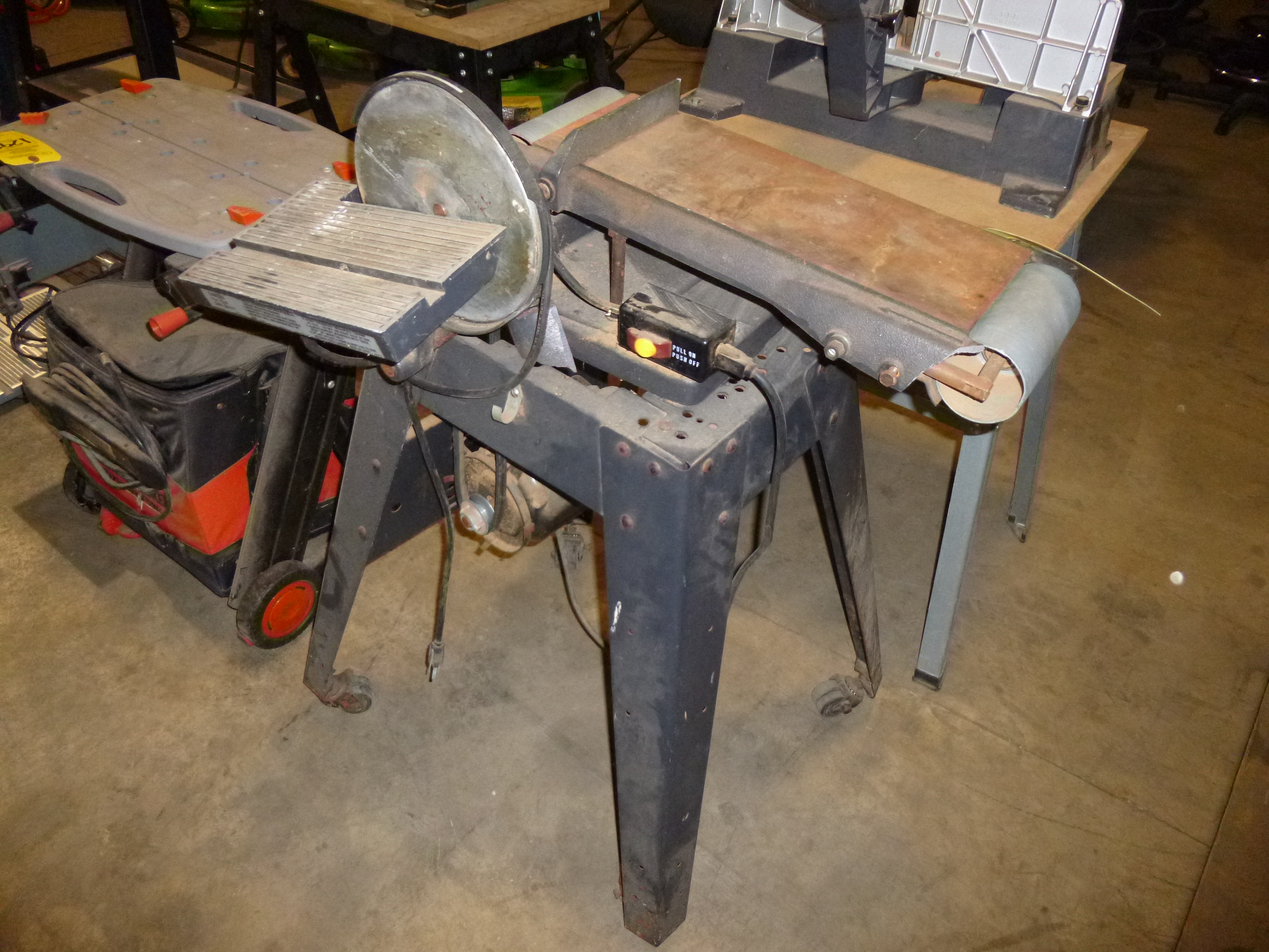 Sears Craftsman dual belt and disc sander Model 113.225930 (located at