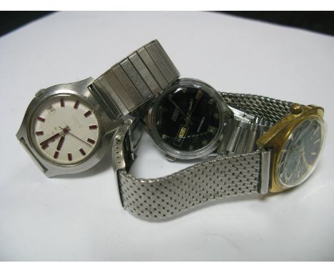 Bulova Automatic Vintage Gent's Wristwatch, the signed dial with block markers, centre seconds and date aperture, case back n