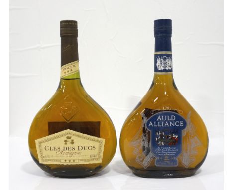 WHISKY AND ARMAGNACAn interesting lot revolving around France and Scotland.  AULD ALLIANCE.  70cl.  40% abv.  A blend of Malt