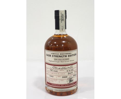 STRATHISLA 14YO CASK STRENGTH EDITIONSmall but perfectly formed bottle of Strathisla 14 Year Old Single Malt Scotch Whisky.  