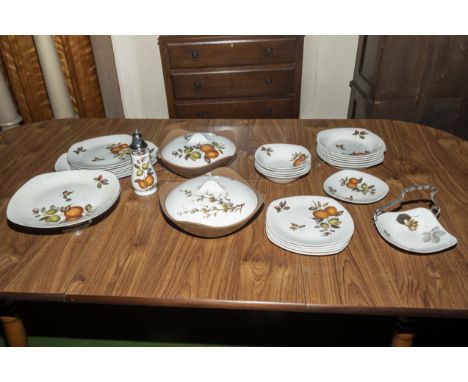 A Midwinter part dinner service