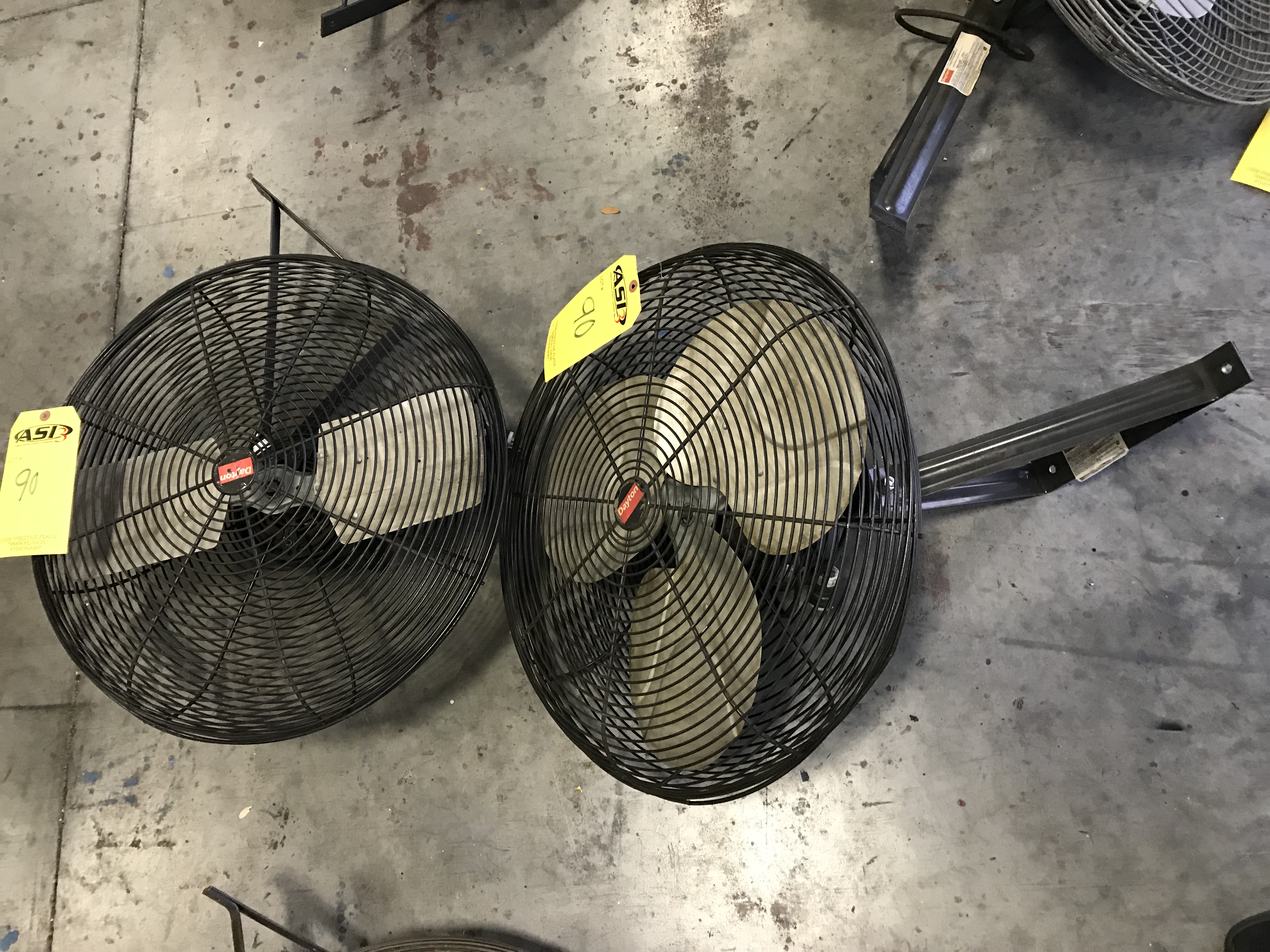 Dayton Wall Mount Fan - 8lcmxuc