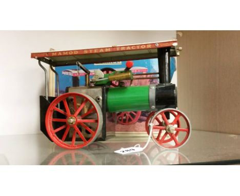 Mamod steam engine.