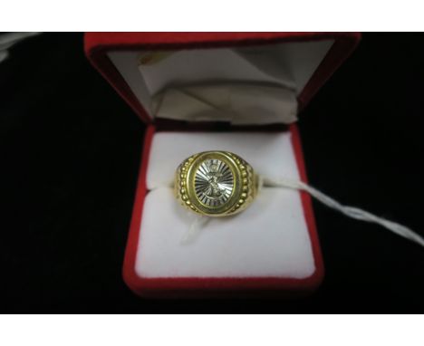 AN 18ct GOLD GENTS SIGNET RING