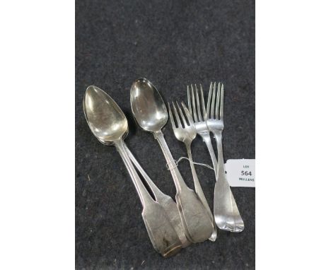 A MISCELLANOUS COLLECTION OF IRISH GEORGIAN FLATWARE, VARYING DATES, including two rat-tail soup spoons; two fiddle pattern t