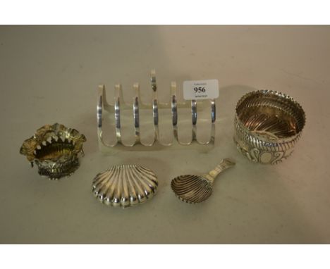 Victorian London silver bowl with embossed wrythen decoration, silver shell form purse, Georgian silver caddy spoon, makers m