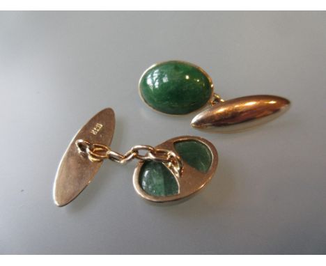 Pair of 14ct yellow gold gentleman's cabochon jade set cufflinks in fitted box