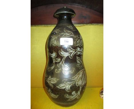 Rare Doulton Lambeth Agnete Hoy Sgraffito double gourd shaped lamp base (with firing crack to base), 13.5ins high