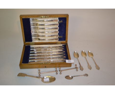 Small quantity of silver flatware, pair of plated knife rests together with a cased set of six plated dessert knives and fork