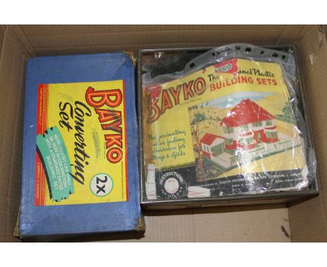 A vintage Bayko construction set