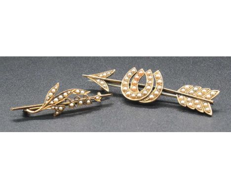 An Edwardian 15ct gold and seed pearl set bar brooch, 2.9g, 4cm; together with an unmarked yellow metal and seed pearl set 'l