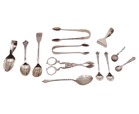 Assorted silver flatware, to include an Edwardian Britannia Standard trefid Charles II Lace Back pattern teaspoon with rat ta