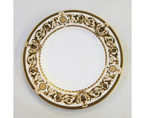 Royal Worcester 'Windsor' pattern china dinner service, circa 1969, in green and gold, mainly for eight persons including two