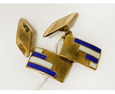 PAIR OF 9 CT. GOLD CUFFLINKS WITH ENAMEL 6.5 GRAMS APPROX