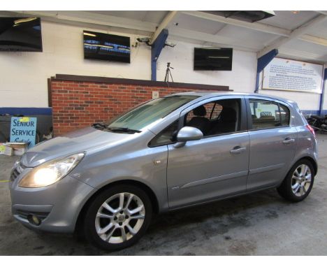 Make &amp; Model: Vauxhall Corsa SXi A/CDate of Reg: BD07 MXPColour: Silvercc: 1229MoT: 28-12-2020Fuel Type: PETROLMileage: 1