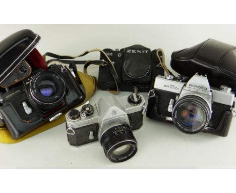 ASSORTED CAMERAS to include Asahi Pentax Spot Matic no.3728506 SP having Super Takumar lens, Asahi Pentax Spot Matic camera n