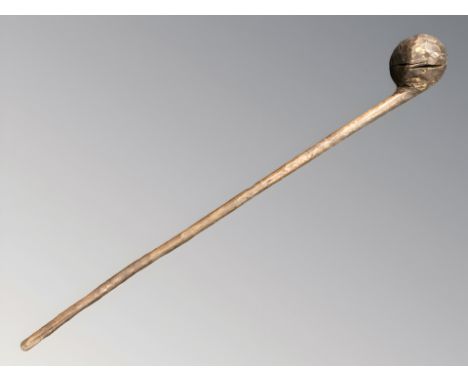 A 20th century Zulu hardwood Knobkerrie, length 76 cm