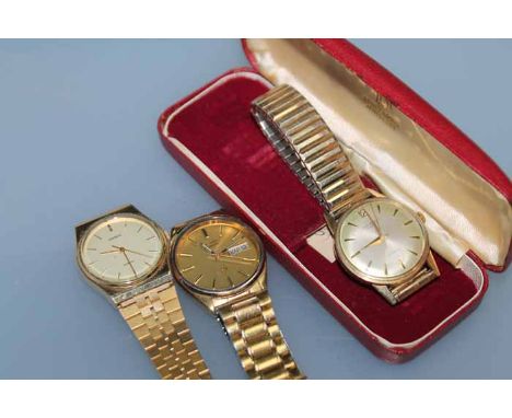 LOT OF VINTAGE WATCHESincluding a gold plated Casio, a similar Gold plated Seiko, two gold plated pocket watches and a mid-20