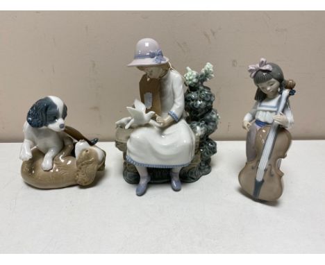 Three Nao figures, a/f