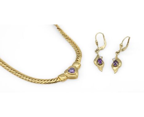 8 kt Gold Amethyst-Schmuckset,   GG 333/000, best. aus: Collier, L ca. 42 cm und Paar Ohrgehänge, L ca. 3.5 cm total ca. 12.5