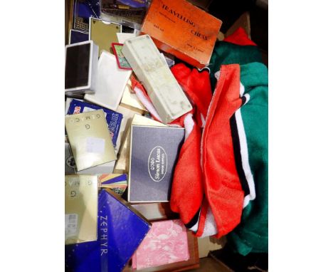 Quantity of mixed playing cards. Not available for in-house P&amp;P 