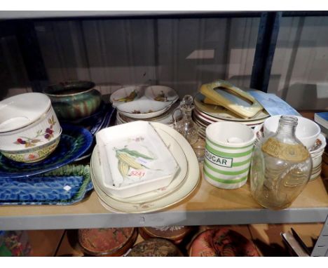 Quantity of mixed ceramics including Royal Worcester. Not available for in-house P&amp;P 