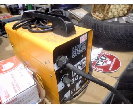 Corded MIG welder. All electrical items in this lot have been PAT tested for safety and have passed. This does not confirm th