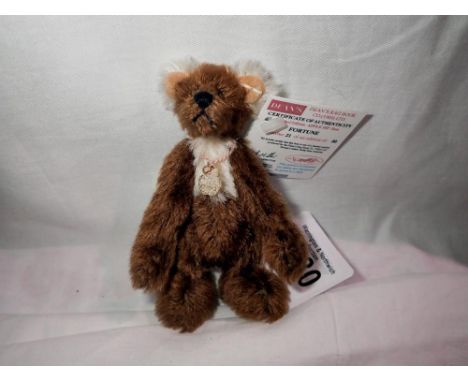 Deans Bear, Apple Pip Fortune, limited edition 21/50, in excellent condition, H: 12 cm. P&amp;P Group 1 (£14+VAT for the firs