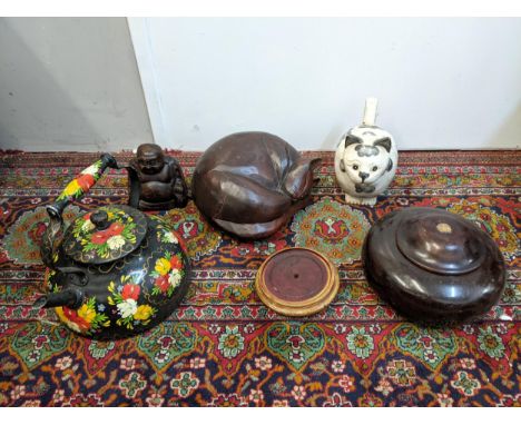 Treen to include carved wooden model cats and a bargeware teapot Location:If there is no condition report shown, please reque