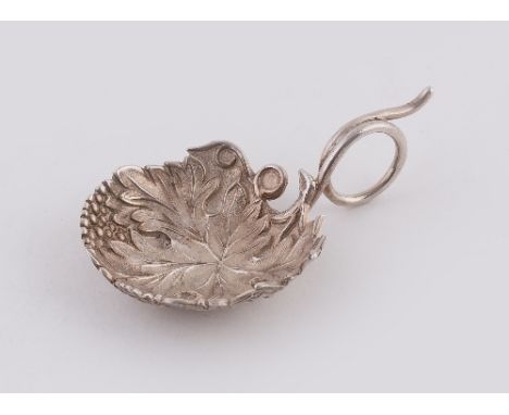 A Victorian silver caddy spoon, George Unite, circa 1840, of vine leaf form with loop handle Condition Report: Lot 119:
Good 