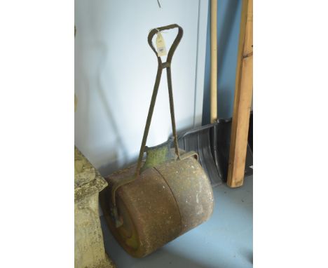 A small Victorian cast iron garden roller.