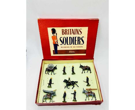 Britains - Set 2013 - Indian Mountain Artillery - Review Order [1948 Version/Issue], comprising: Mounted British Officer, 2 x