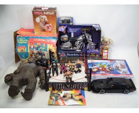 Fisher Price - Infinity - Mattel - Others - A mixed lot of boxed and unboxed toys, and action figures. Lot includes a battery
