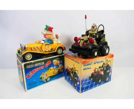 Vintage toys - Two boxed battery operated vintage toys, made in Taiwan, to include: "Robot Special Skill" by Wei Li Toys, WL-