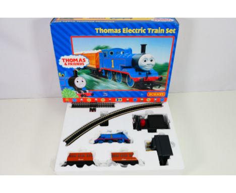 Hornby - A boxed Hornby R9071 'Thomas & Friends' Thomas Electric Train Set. The set appears to be in Mint condition and comes