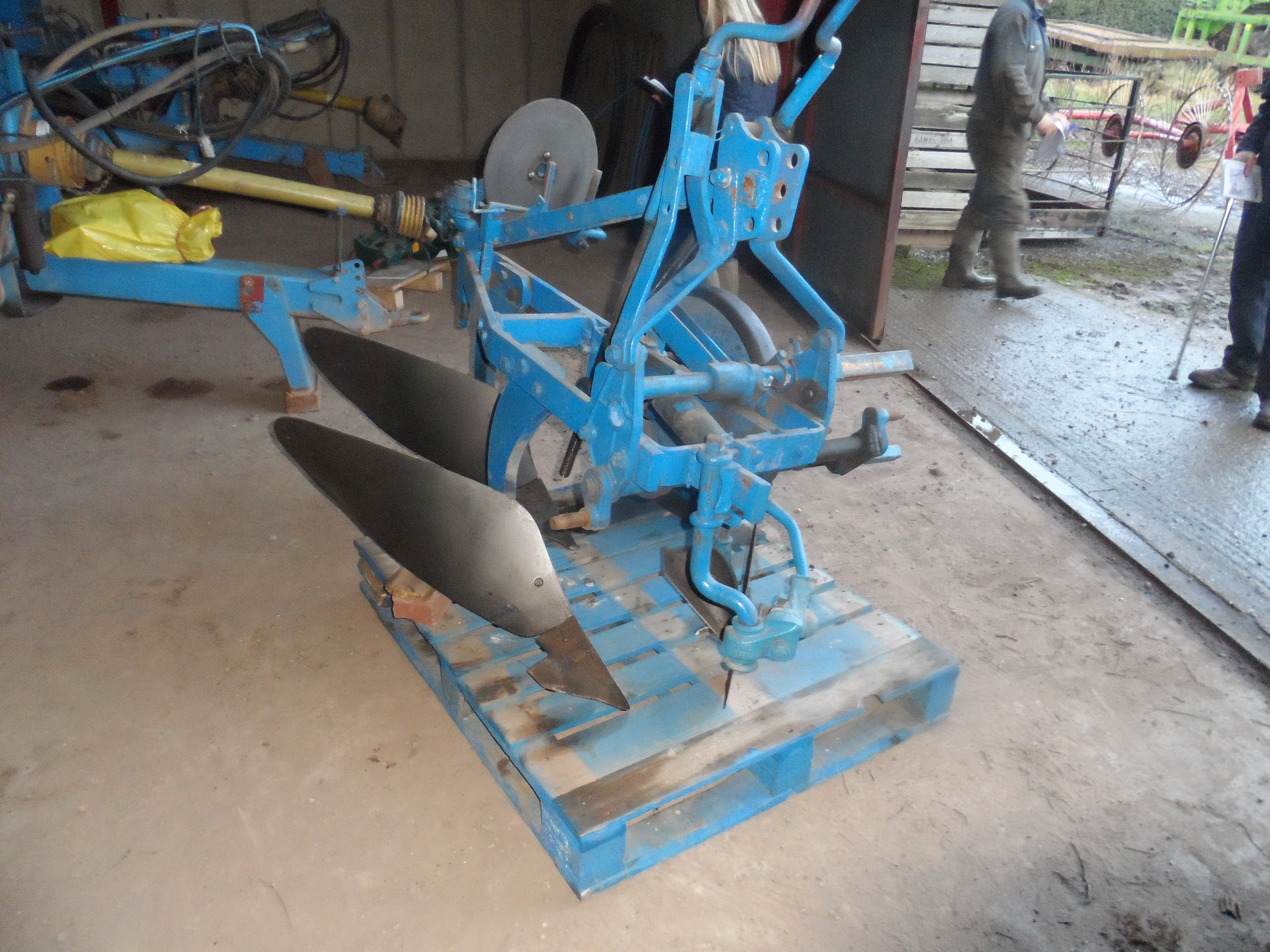 RANSOMES 2f TS59 MATCH PLOUGH c/w YL183 BODIES, MOVABLE CROSS SHAFT ...