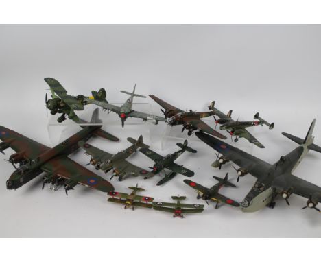 Airfix - A collection of 10 x pre built WWII model aircraft in various scales including Handley Page Hampden, Vickers Welling